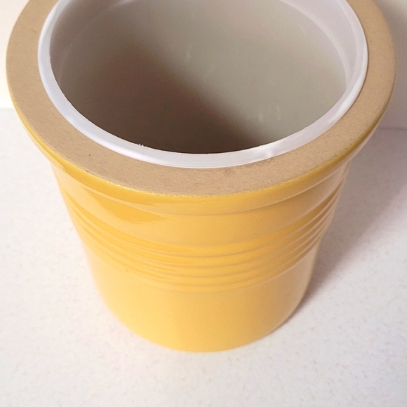 Pampered Chef Other - Pampered Chef RARE Stoneware Bread Crock/Utensil holder RETIRED